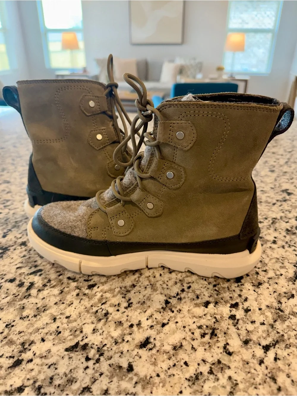 Sorel Explorer Next Joan Women's Waterproof Boots Size 7 Green Grey Suede Wool
